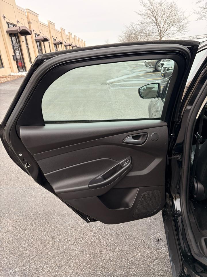 Ford Focus SEL Hatch 2018