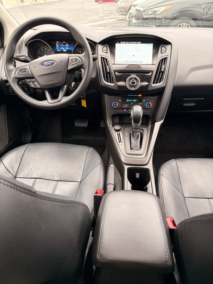 Ford Focus SEL Hatch 2018