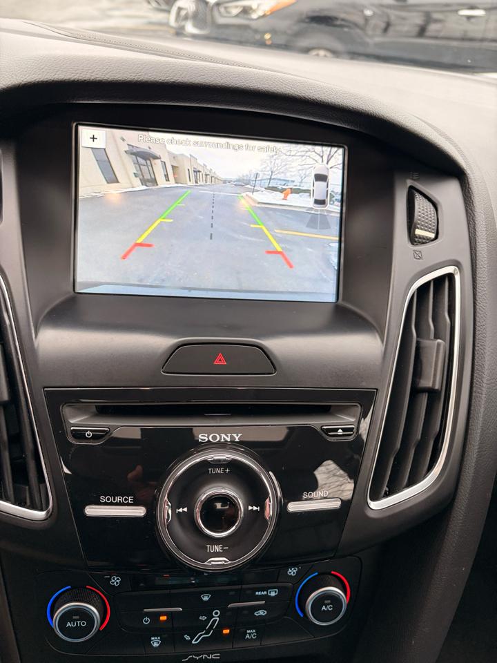 Ford Focus SEL Hatch 2018