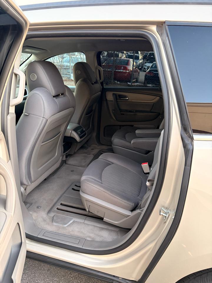 Chevrolet Traverse 2LT FWD 2016