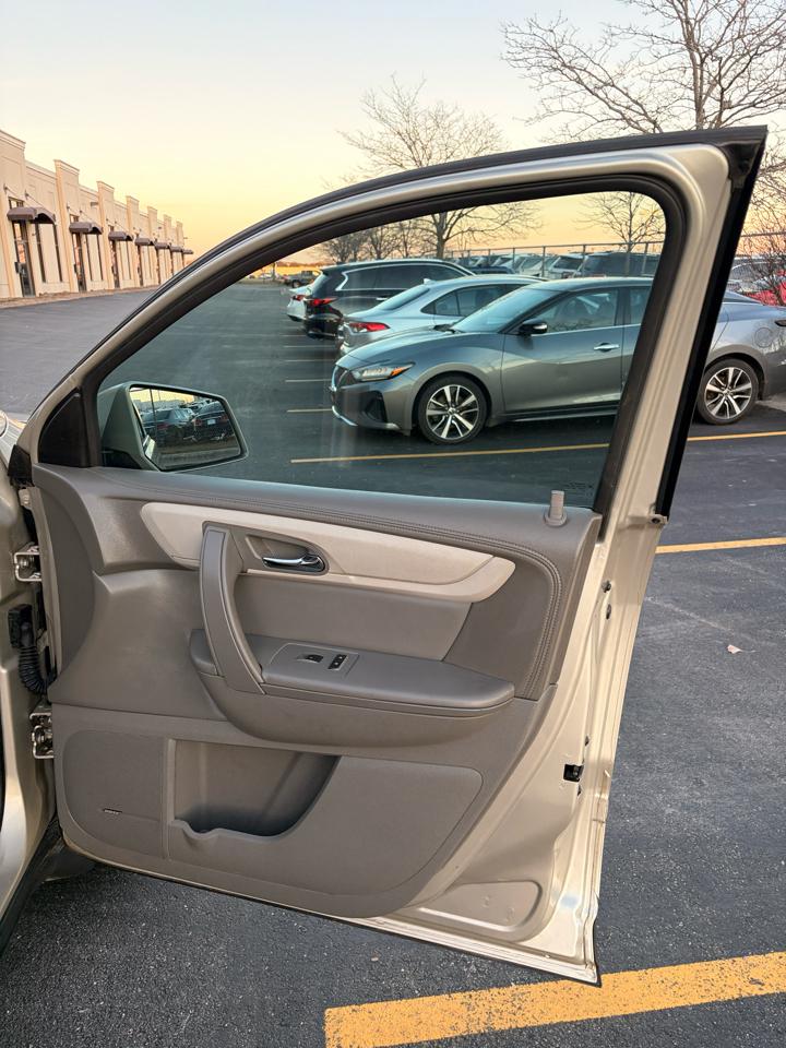 Chevrolet Traverse 2LT FWD 2016