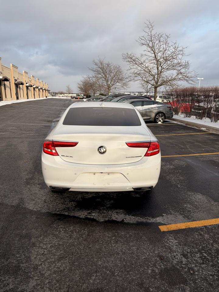 Buick LaCrosse Essence 2017