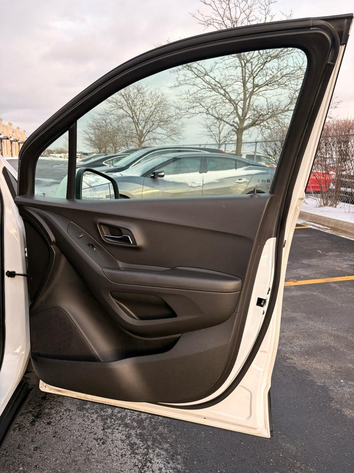 Chevrolet Trax LS FWD 2018