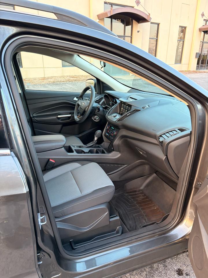 Ford Escape SE FWD 2017