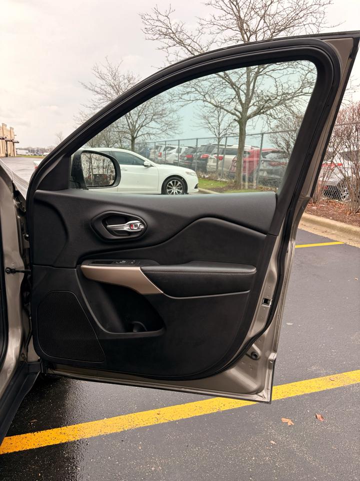 Jeep Cherokee Limited 4WD 2017