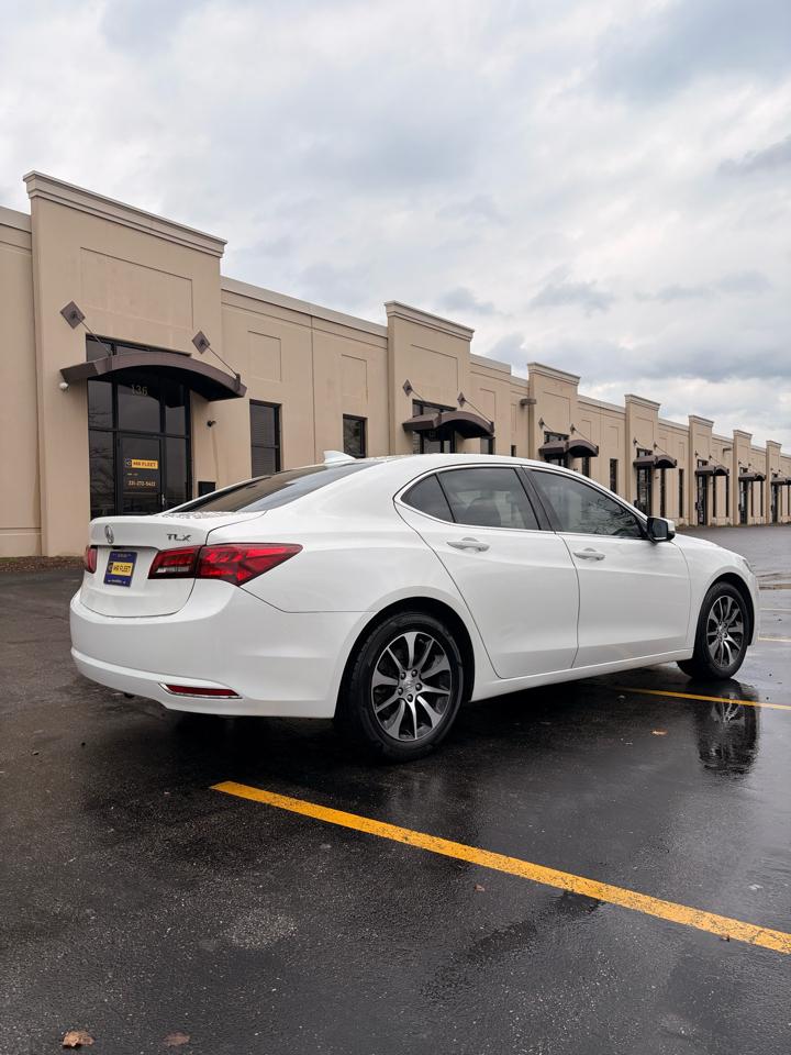 Acura TLX Base 2.4L 2017
