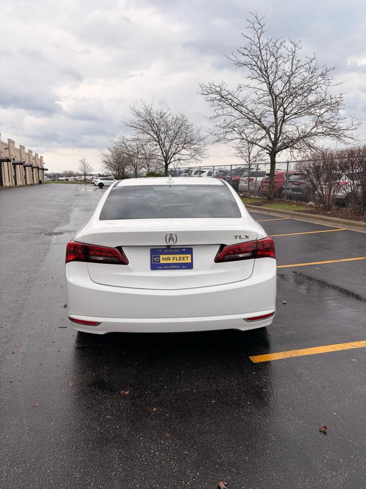 Acura TLX Base 2.4L 2017