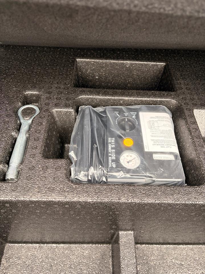 Acura TLX Base 2.4L 2017