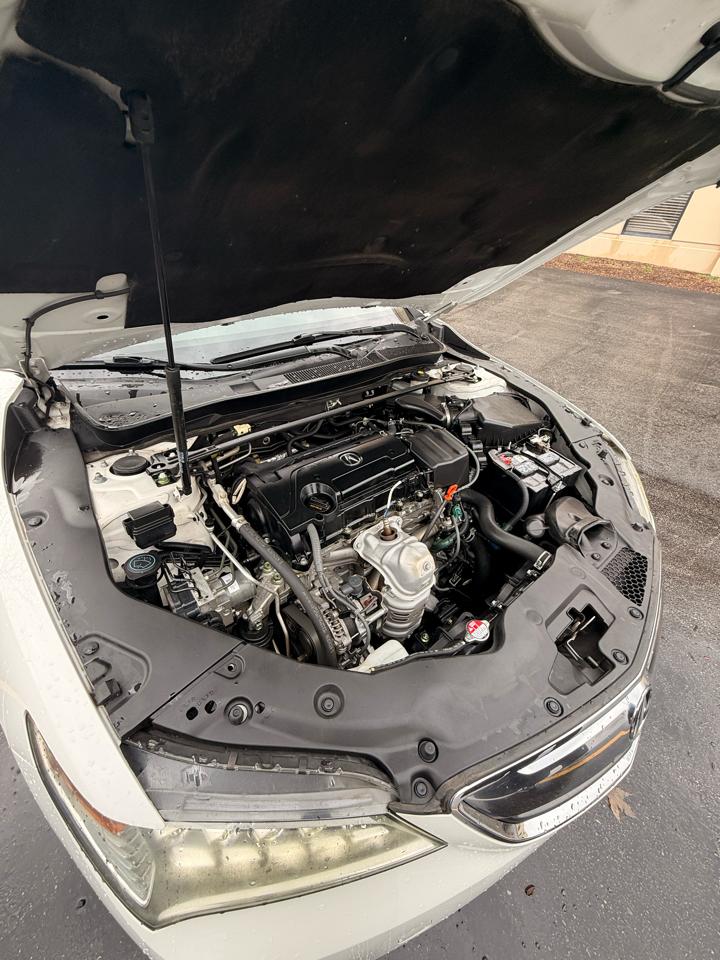 Acura TLX Base 2.4L 2017