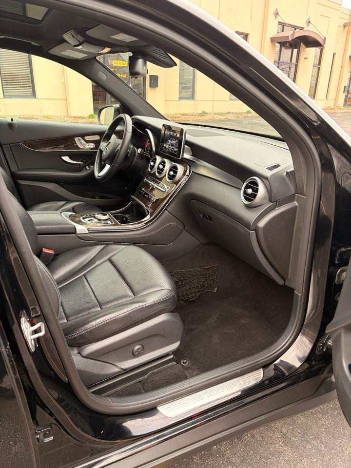 Mercedes-Benz GLC-Class GLC300 4MATIC 2018