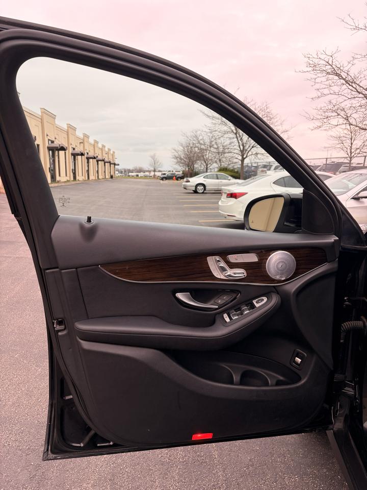 Mercedes-Benz GLC-Class GLC300 4MATIC 2018