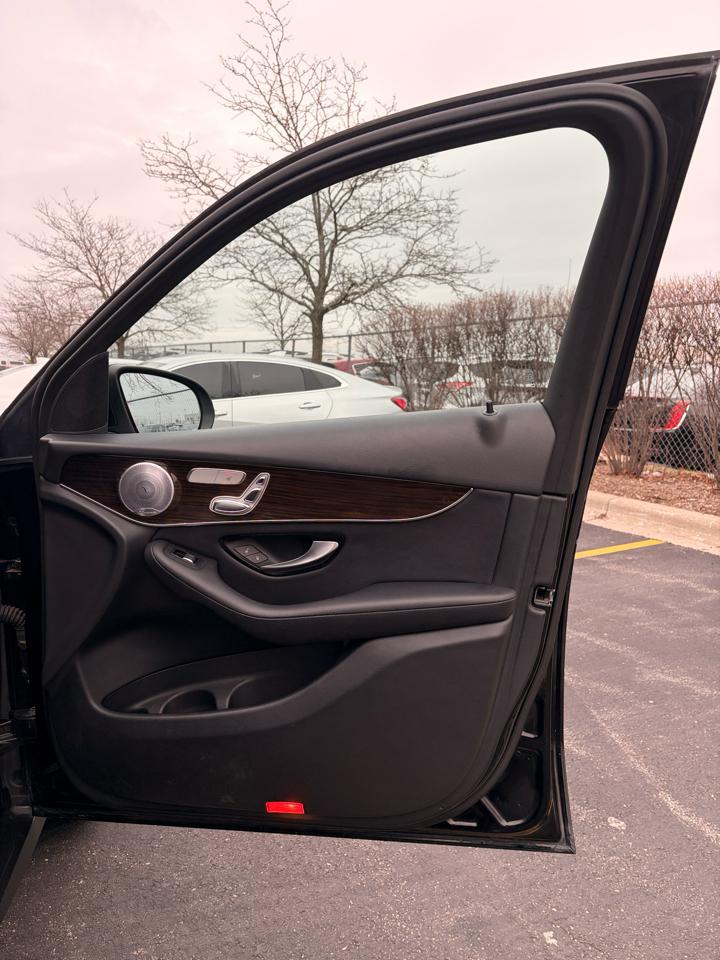 Mercedes-Benz GLC-Class GLC300 4MATIC 2018