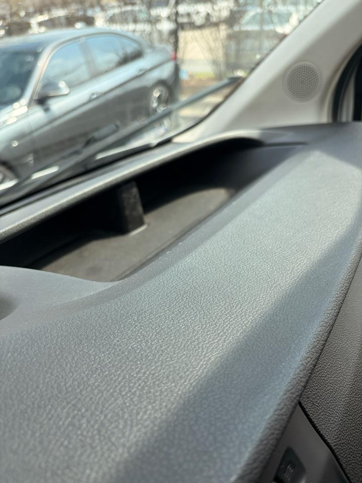 Ford Transit 150 Van Low Roof w/Sliding Pass. 130-in. WB 2020