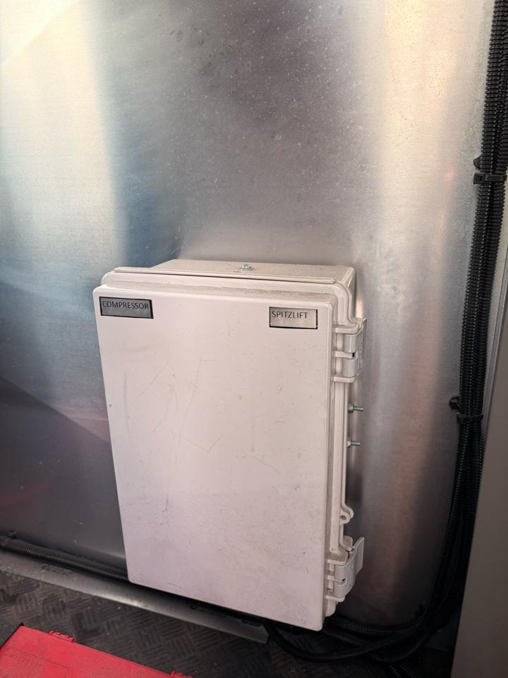 Ford Transit 150 Van Low Roof w/Sliding Pass. 130-in. WB 2020