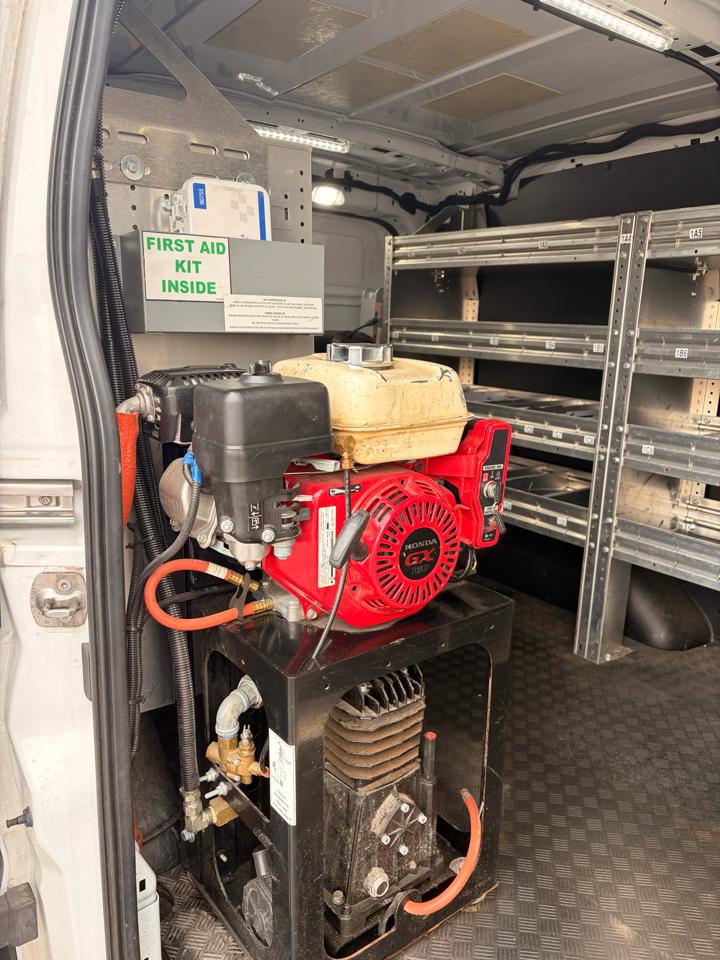 Ford Transit 150 Van Low Roof w/Sliding Pass. 130-in. WB 2020