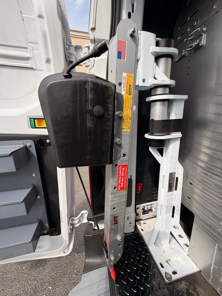 Ford Transit 150 Van Low Roof w/Sliding Pass. 130-in. WB 2020