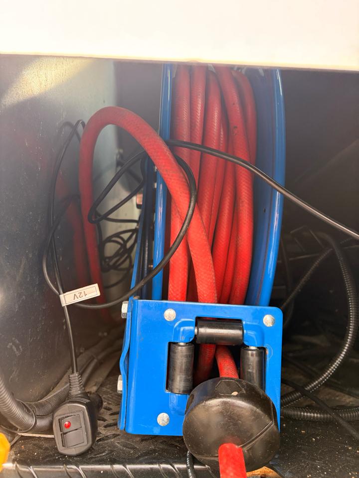 Ford Transit 150 Van Low Roof w/Sliding Pass. 130-in. WB 2020