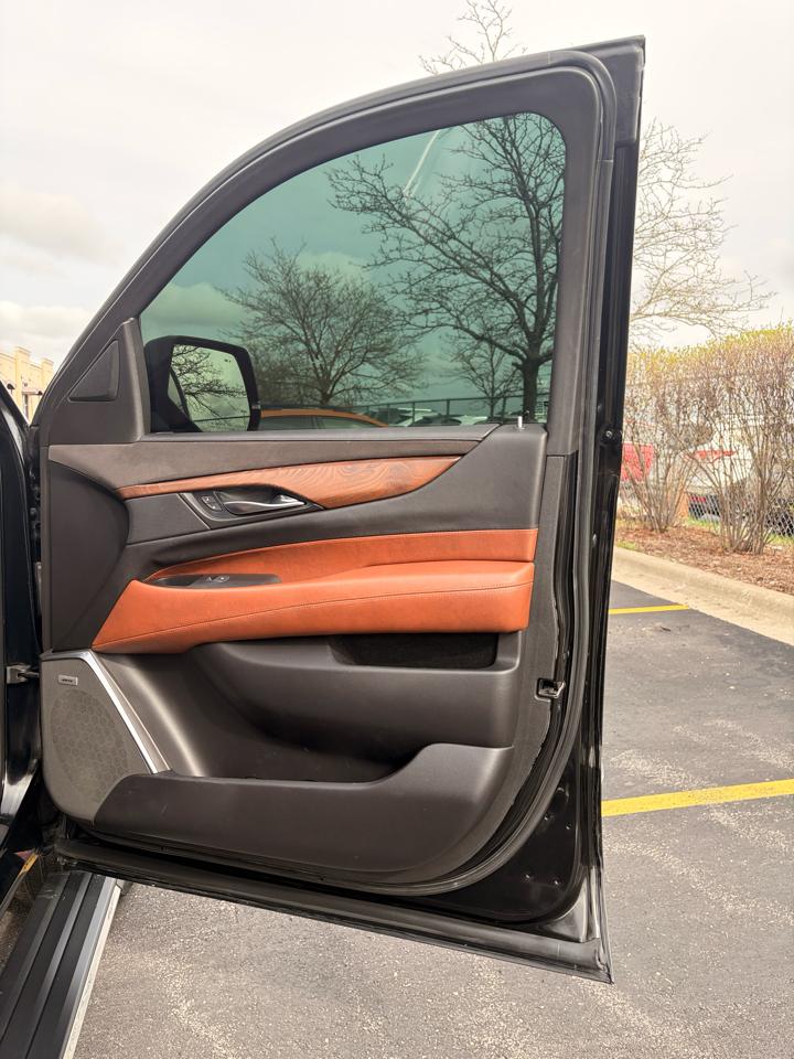 Cadillac Escalade ESV 2WD Premium 2018