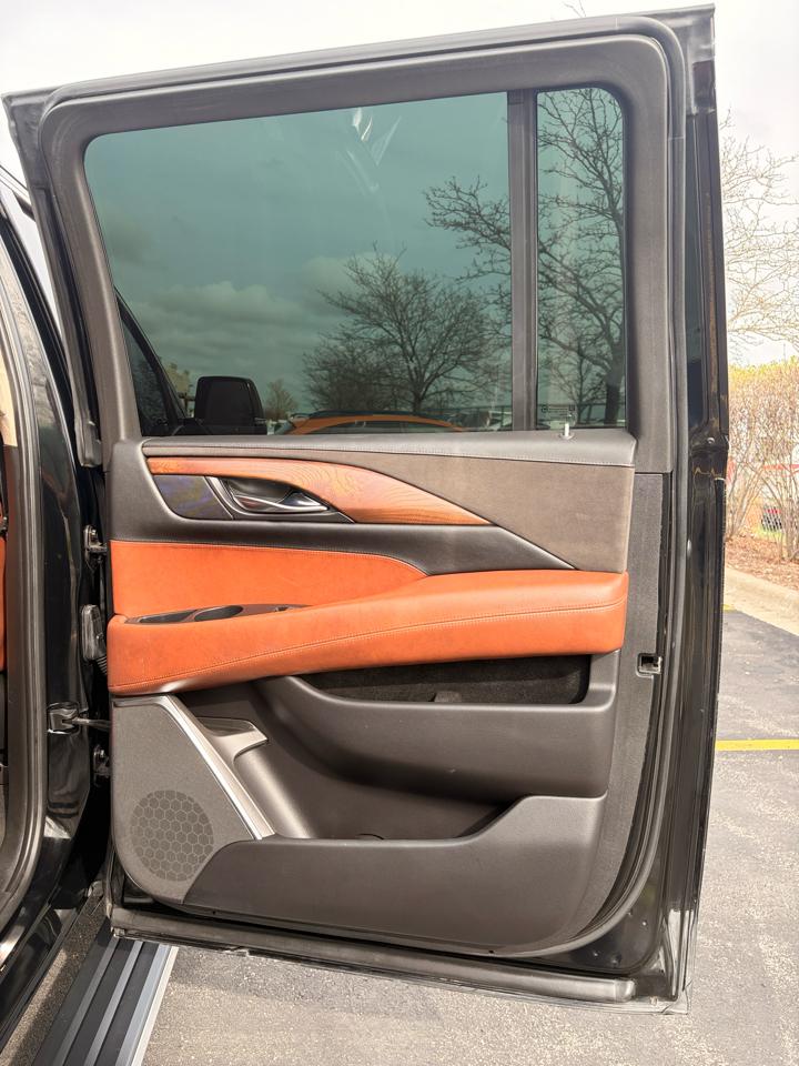 Cadillac Escalade ESV 2WD Premium 2018