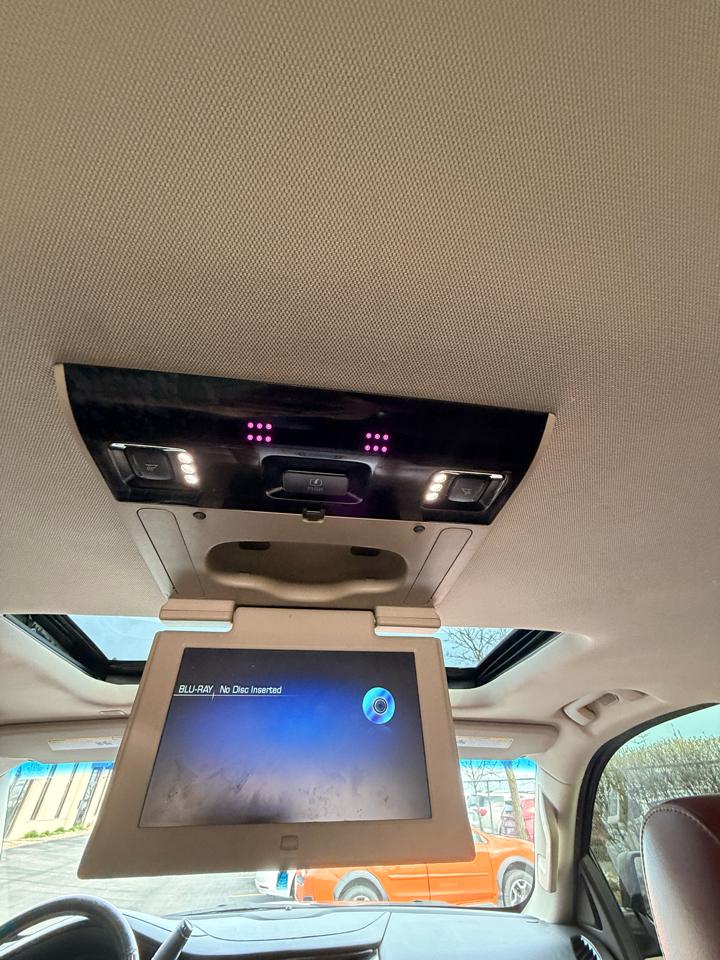 Cadillac Escalade ESV 2WD Premium 2018