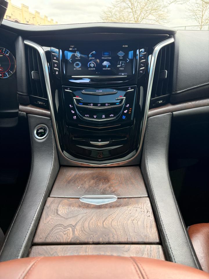 Cadillac Escalade ESV 2WD Premium 2018