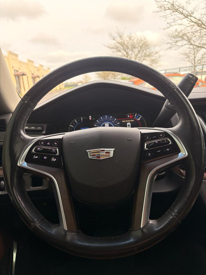 Cadillac Escalade ESV 2WD Premium 2018
