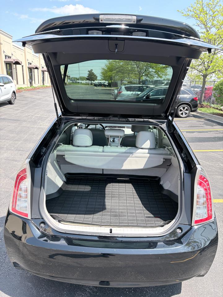 Toyota Prius Prius V 2012