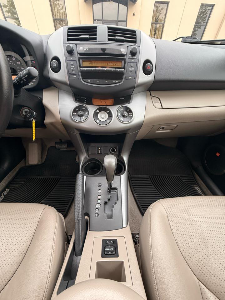 Toyota RAV4 Limited I4 4WD 2007