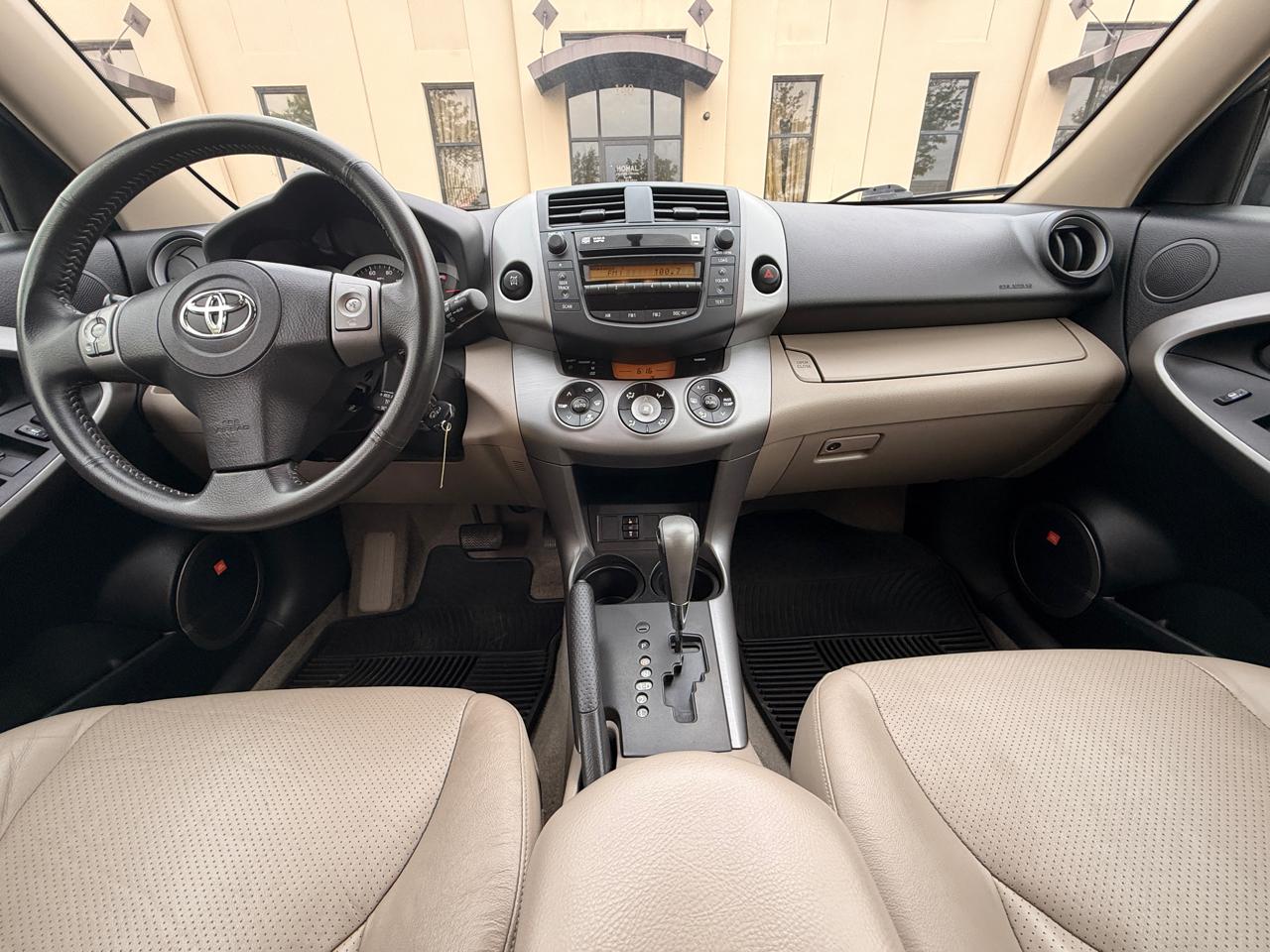 Toyota RAV4 Limited I4 4WD 2007