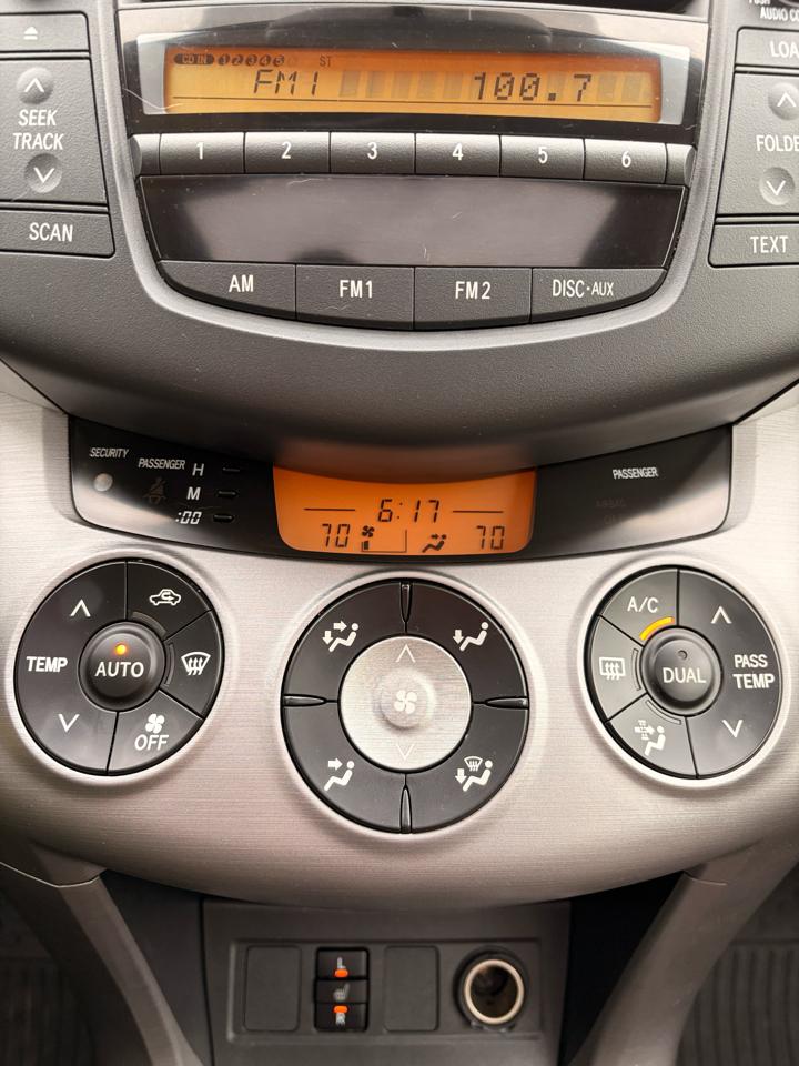 Toyota RAV4 Limited I4 4WD 2007