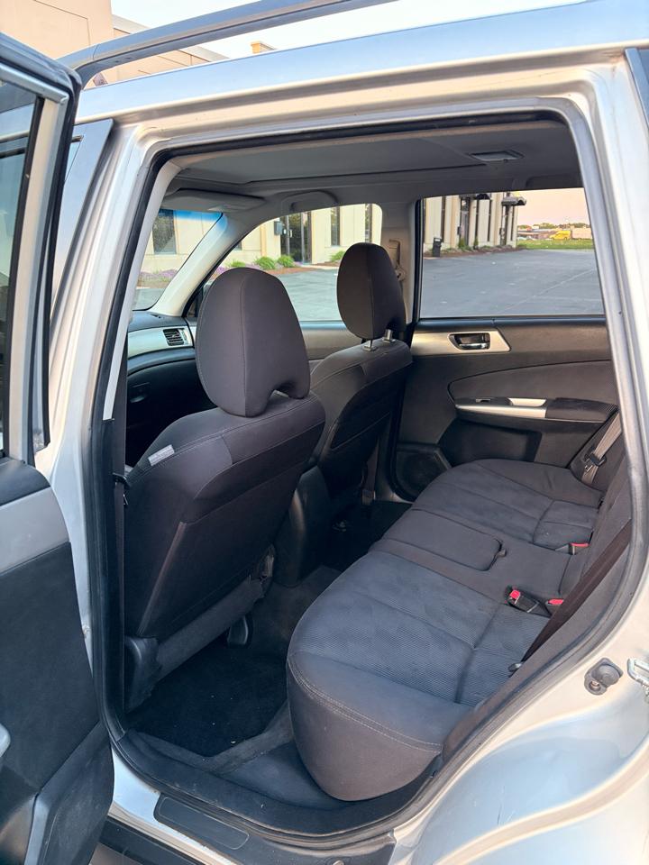 Subaru Forester 2.5X Premium 2010