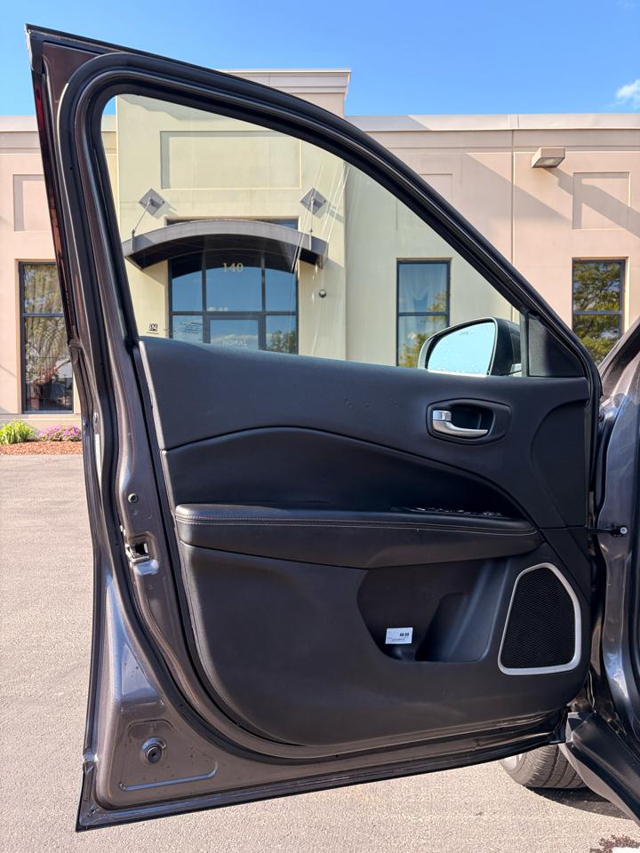 Jeep Compass Latitude FWD 2018