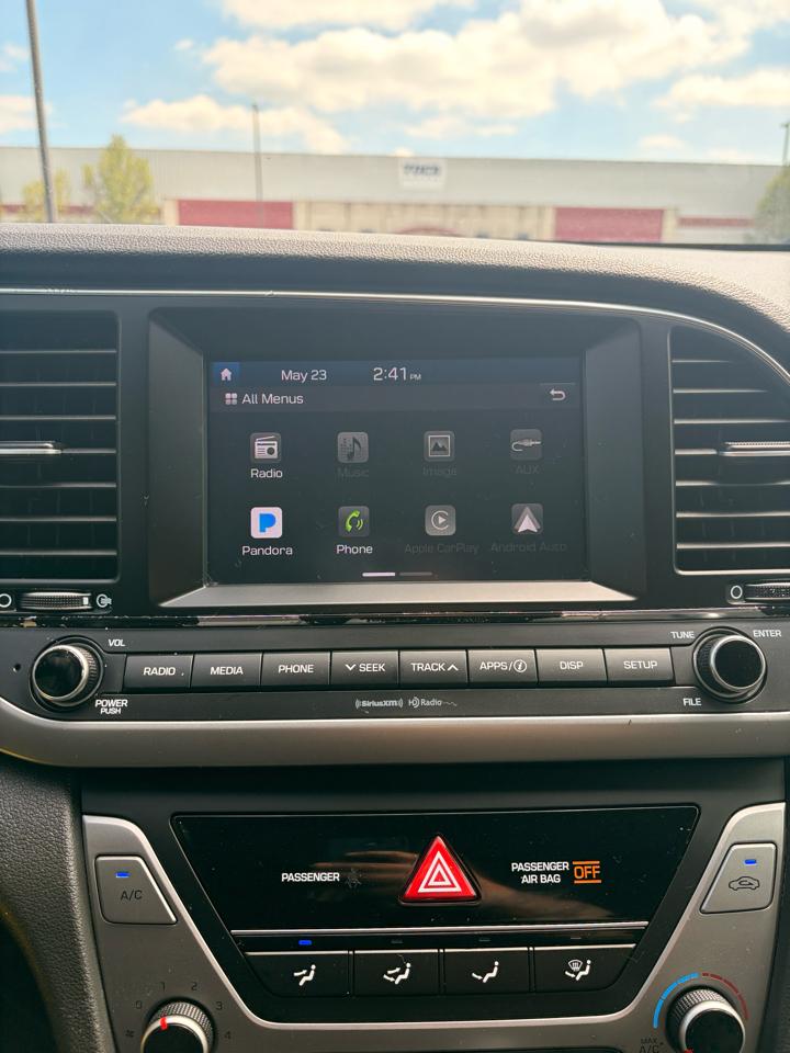 Hyundai Elantra Limited 2018