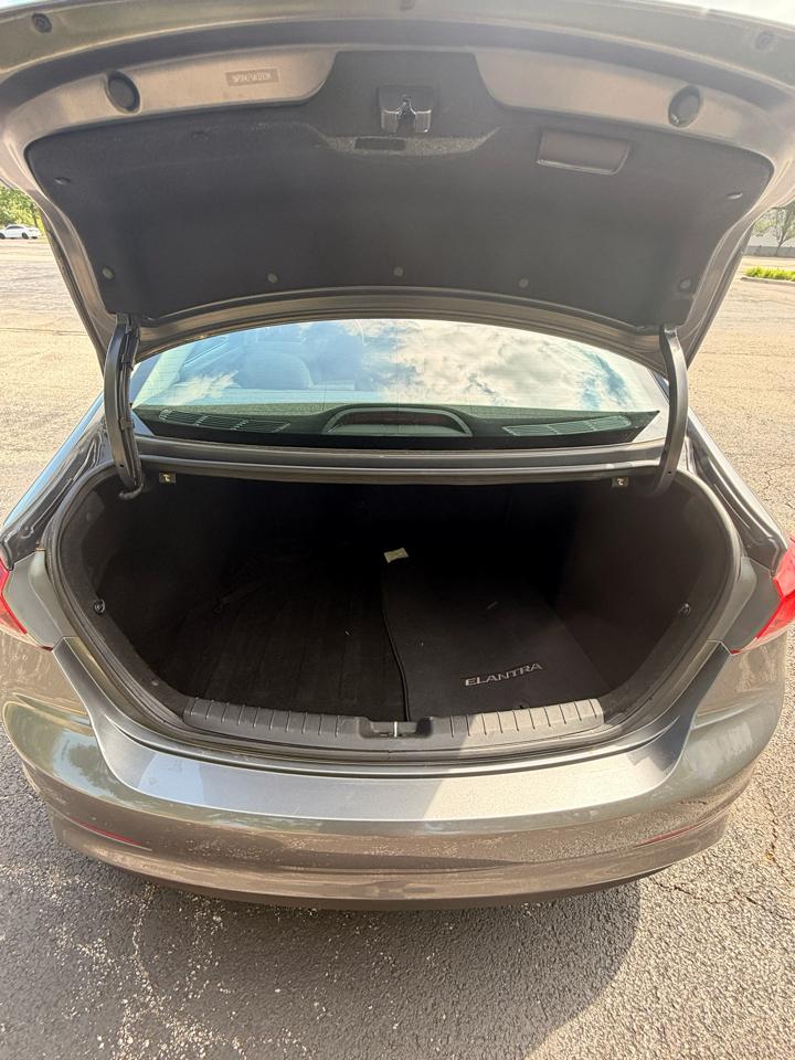 Hyundai Elantra Limited 2018