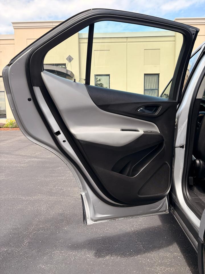 Chevrolet Equinox LS 2WD 2018