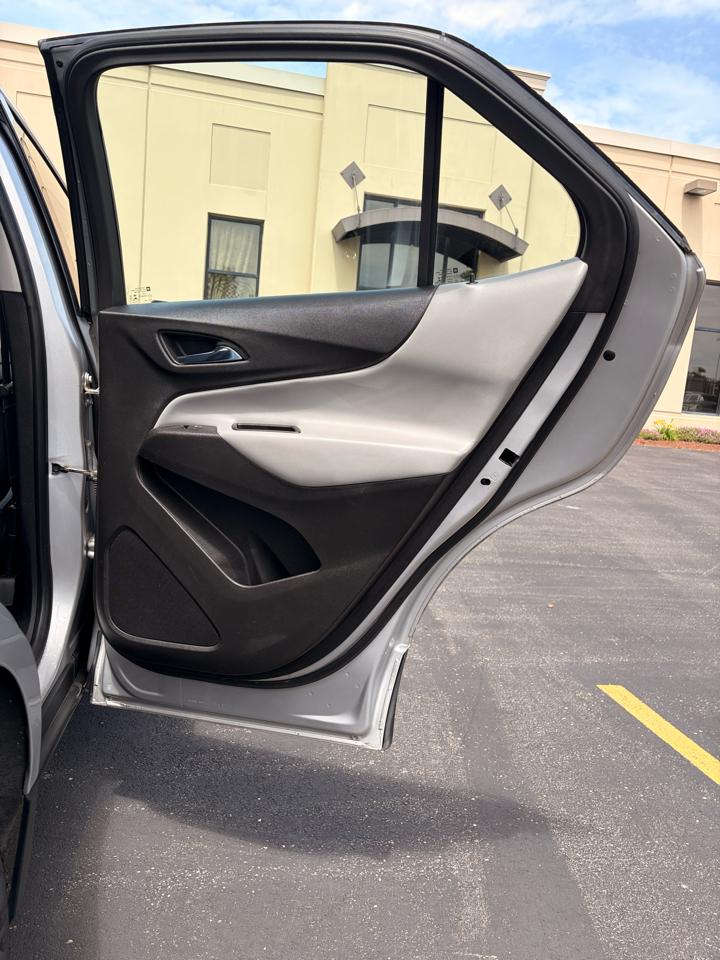 Chevrolet Equinox LS 2WD 2018
