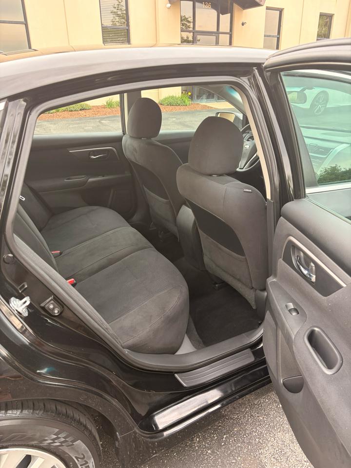 Nissan Altima 2.5 SV 2015
