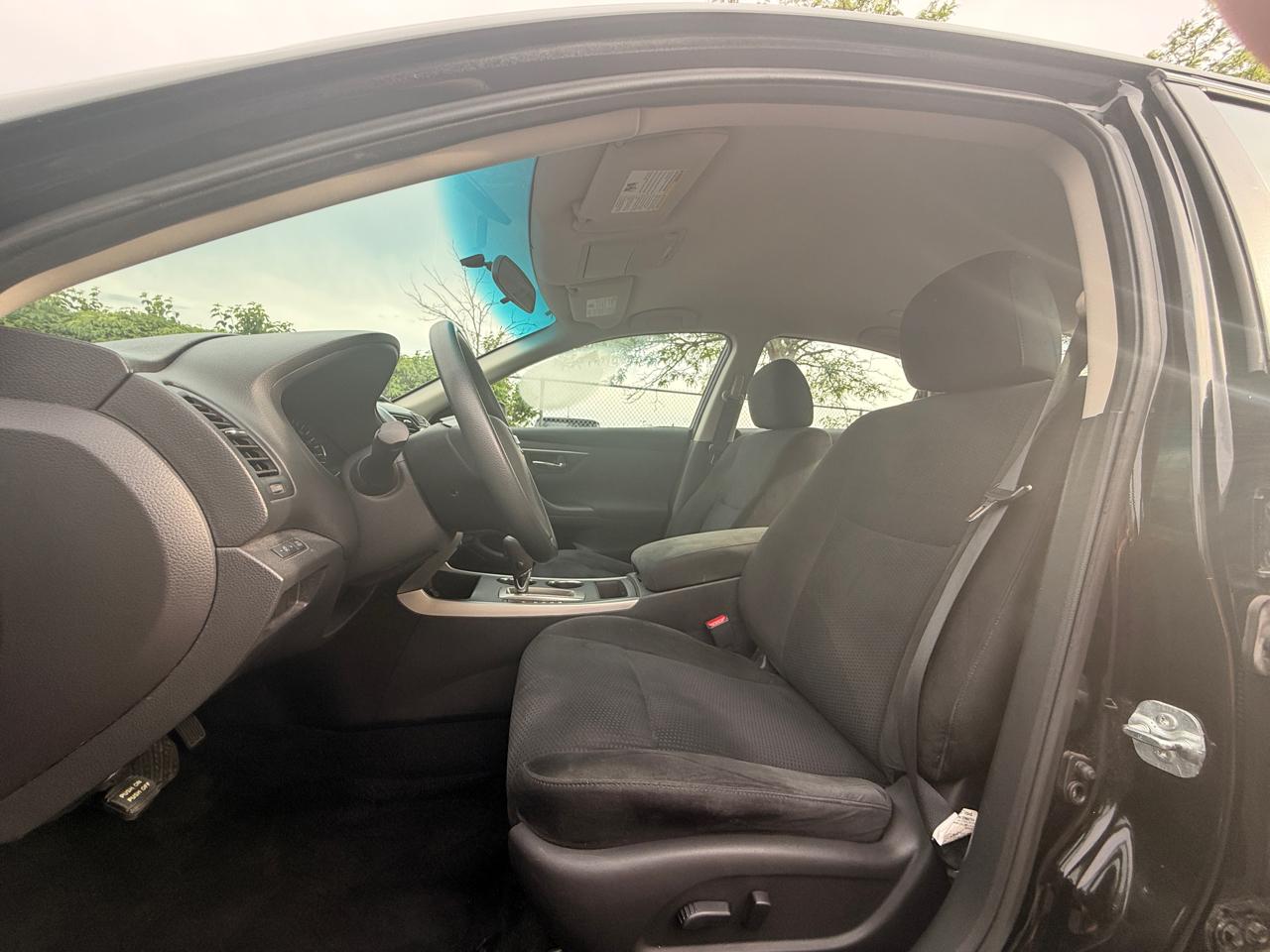 Nissan Altima 2.5 SV 2015