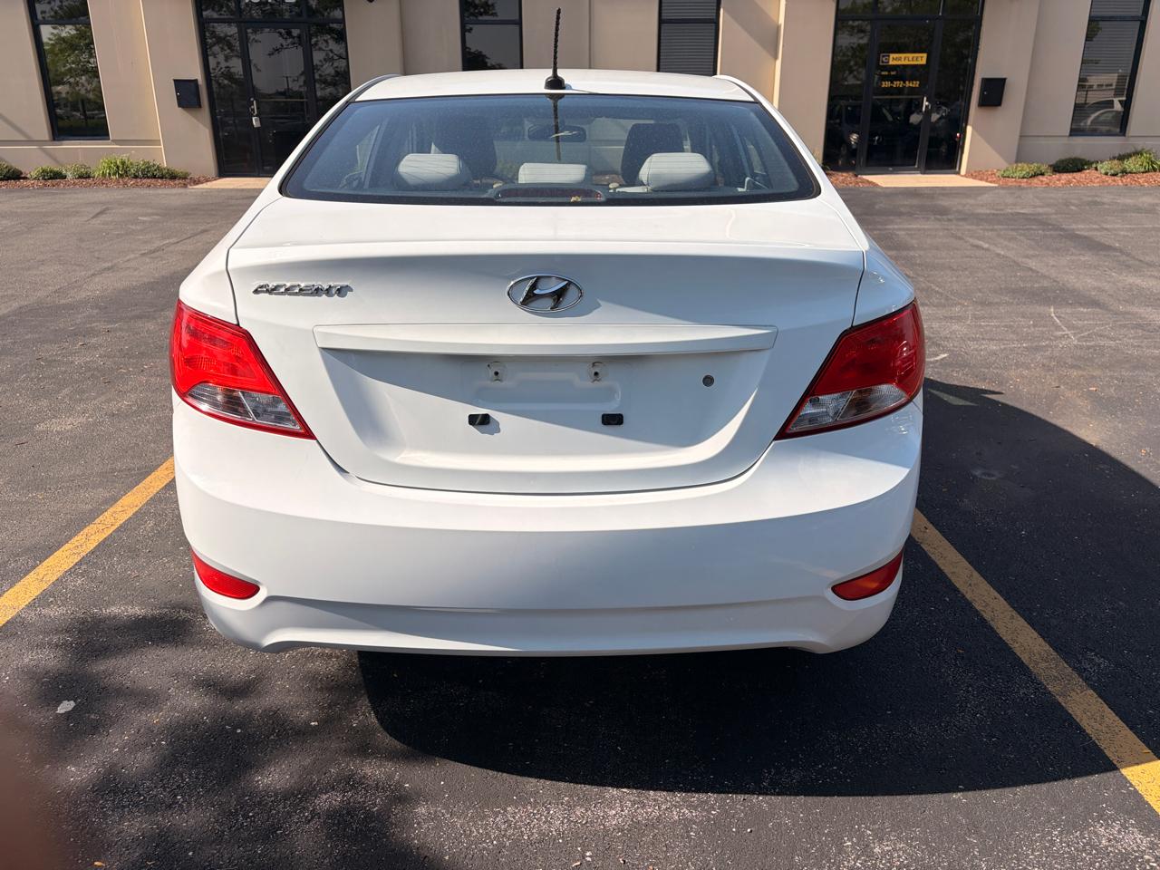 Hyundai Accent SE 4-Door 6A 2017