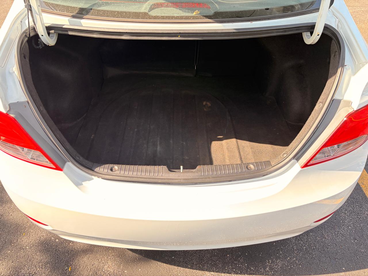 Hyundai Accent SE 4-Door 6A 2017