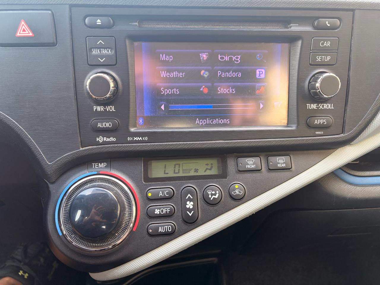 Toyota Prius c One 2012