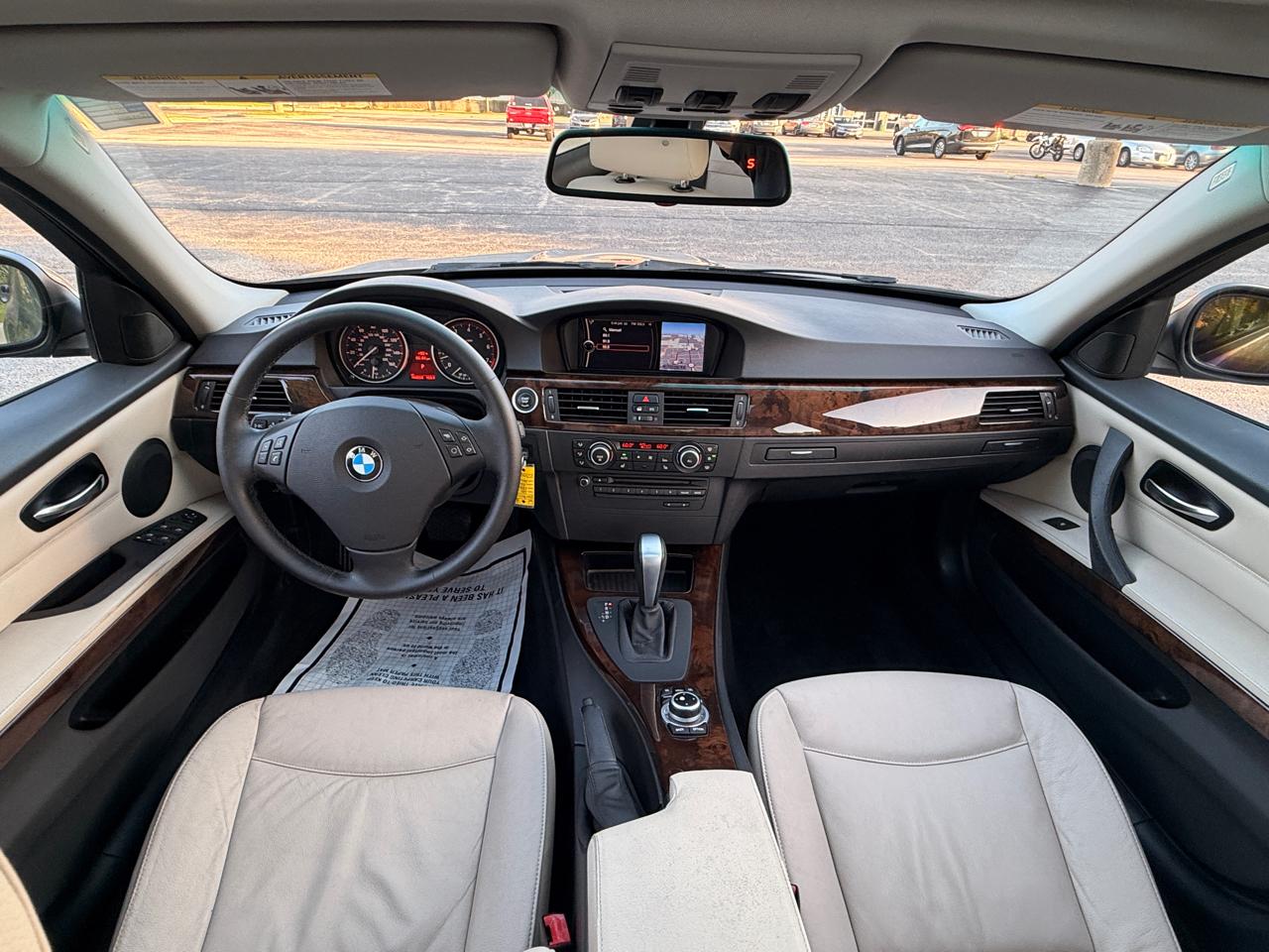 BMW 3-Series 328i 2011