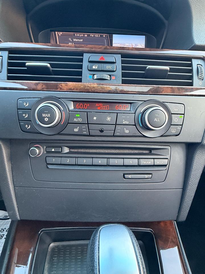 BMW 3-Series 328i 2011