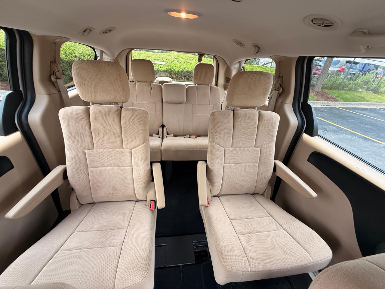 Dodge Grand Caravan SE 2013