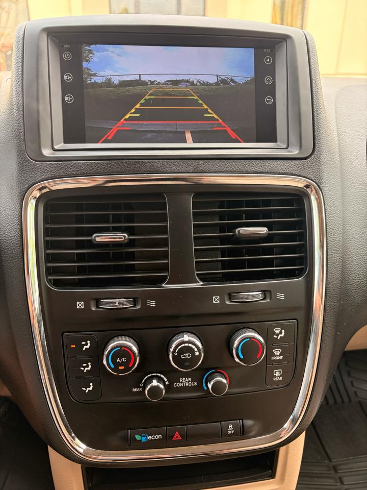 Dodge Grand Caravan SE 2013
