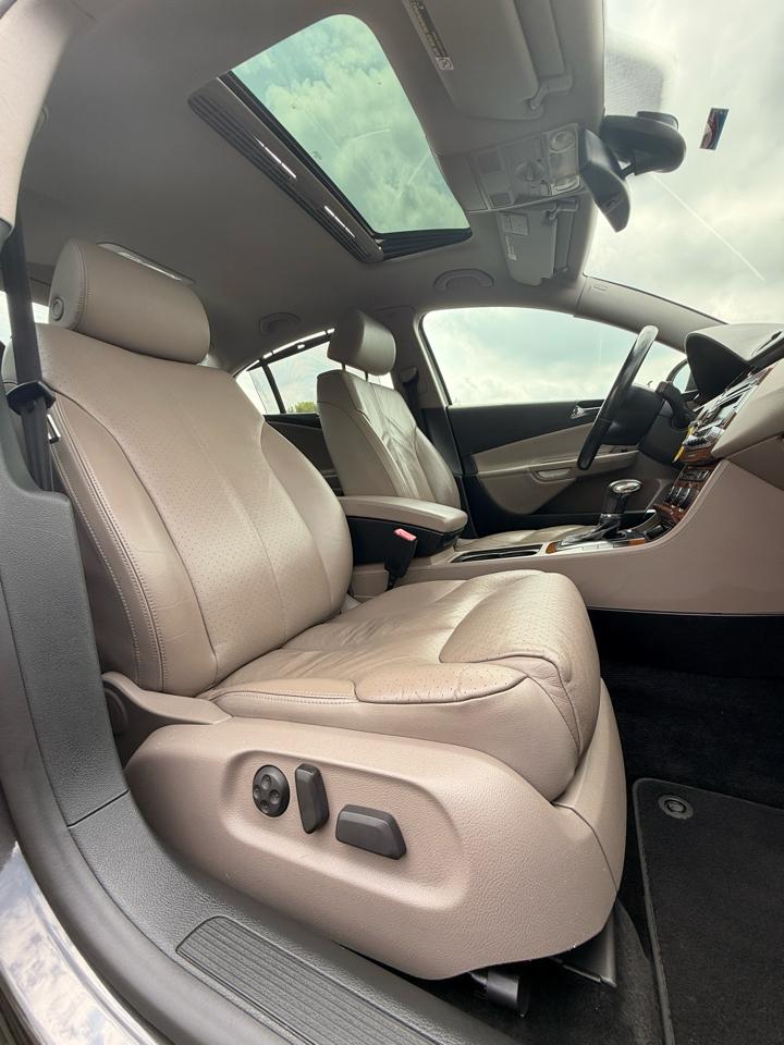 Volkswagen Passat 3.6L 2006