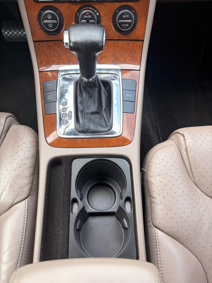 Volkswagen Passat 3.6L 2006
