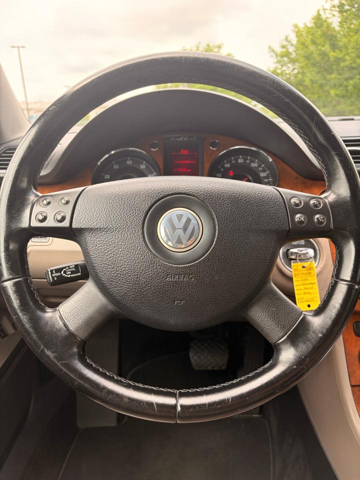 Volkswagen Passat 3.6L 2006