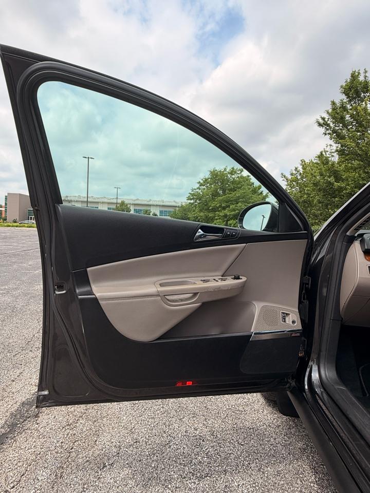 Volkswagen Passat 3.6L 2006
