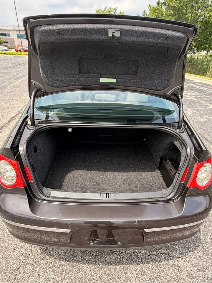 Volkswagen Passat 3.6L 2006